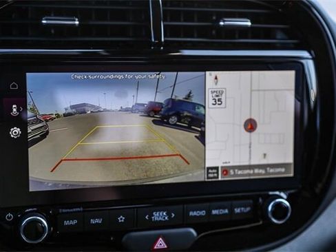 New 2025 Kia Soul S image 23