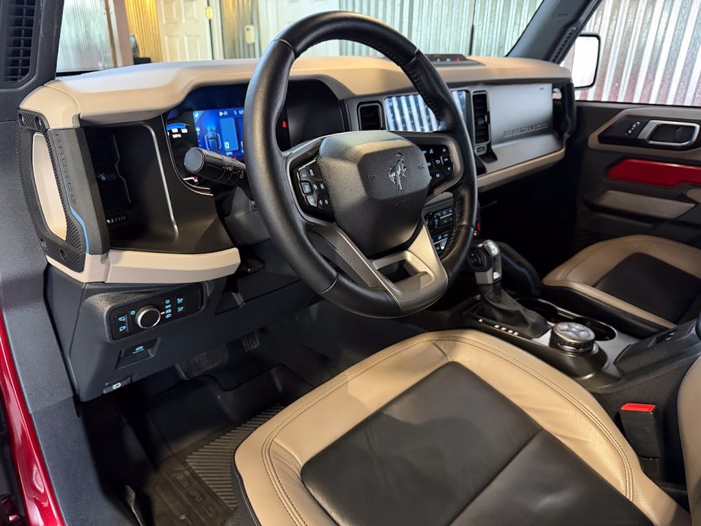 Used 2021 Ford Bronco Wildtrak AWD/4WD image 11