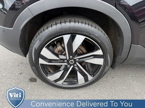 Certified 2023 Volvo XC40 B5 Ultimate w/ Protection Package Premier AWD/4WD image 14