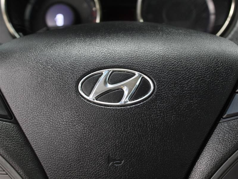 Used 2012 Hyundai Sonata Limited FWD image 12