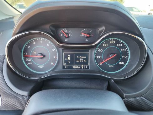 Used 2017 Chevrolet Cruze LT image 23