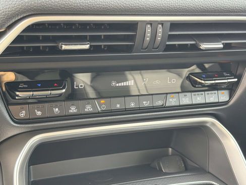 New 2026 MAZDA CX-90 Plug-In Hybrid w/ Preferred image 14