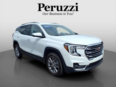 Used 2023 GMC Terrain SLT