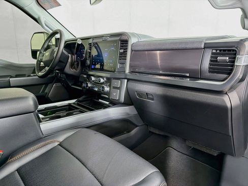Used 2025 Ford F250 Lariat w/ Lariat Ultimate Package AWD/4WD image 32