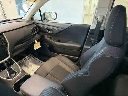 Used 2023 Subaru Outback Premium AWD/4WD image 34