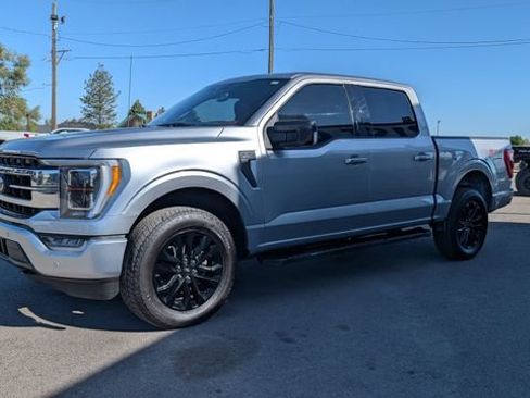 Used 2023 Ford F150 Lariat w/ Equipment Group 502A High AWD/4WD image 3