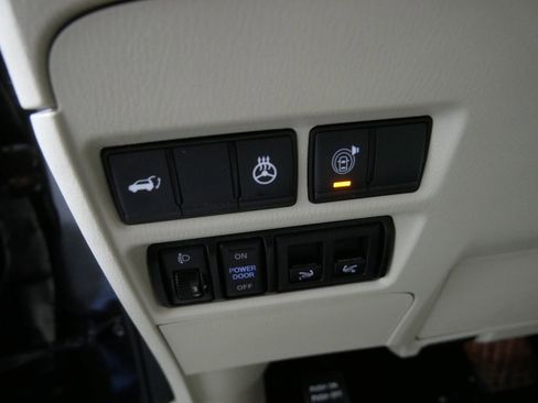 Used 2024 INFINITI QX80 Premium Select image 18