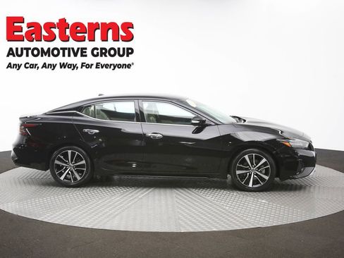 Used 2022 Nissan Maxima SV FWD image 46