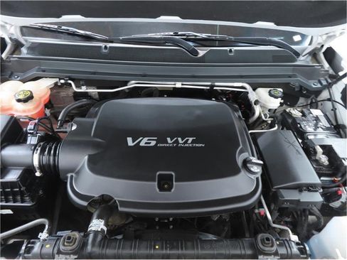 Used 2019 Chevrolet Colorado LT image 23