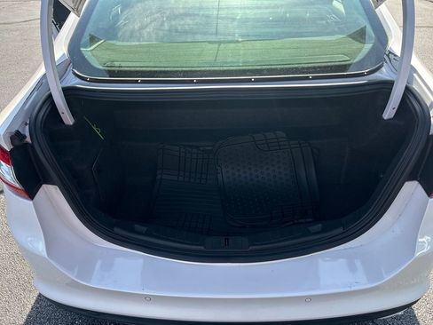 Used 2014 Ford Fusion Energi SE FWD image 26