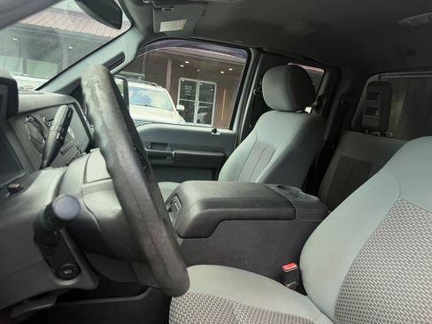 Used 2016 Ford F250 XLT w/ XLT Value Package AWD/4WD image 16