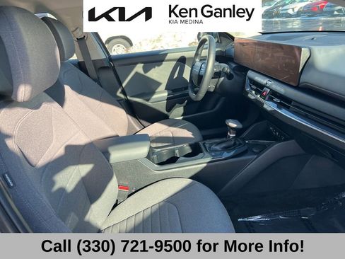 Certified 2025 Kia K4 EX image 60