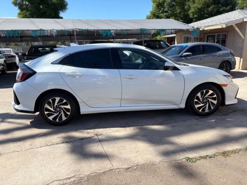 Used 2019 Honda Civic LX image 6