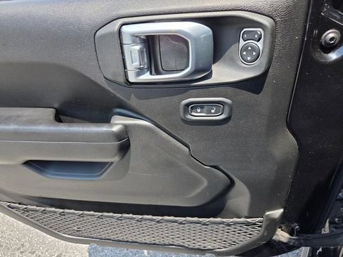 Used 2022 Jeep Gladiator Sport AWD/4WD image 28