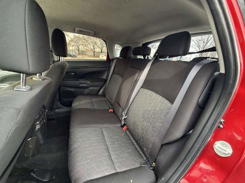 Used 2023 Mitsubishi Outlander Sport ES image 15