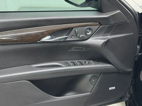 Used 2018 Cadillac CT6 Platinum AWD/4WD image 33
