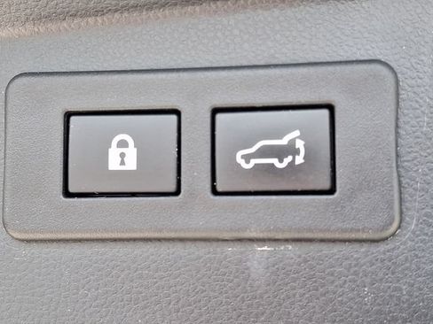 Used 2021 Subaru Outback Premium AWD/4WD image 25