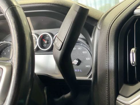 Used 2021 Chevrolet Silverado 1500 LT Trail Boss w/ Convenience Package II AWD/4WD image 22