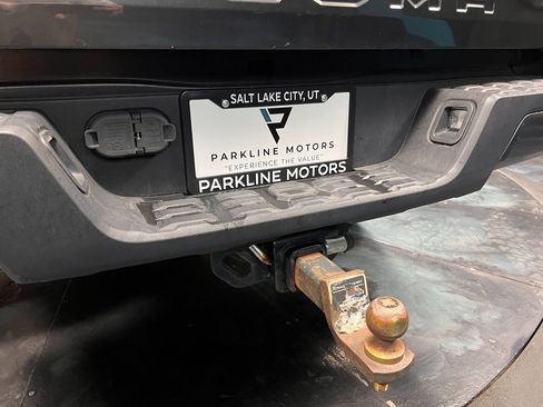 Used 2020 Toyota Tacoma SR5 image 13