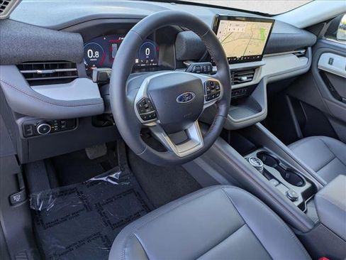 New 2026 Ford Explorer Active AWD/4WD image 3