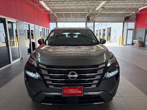 Certified 2025 Nissan Rogue SL AWD/4WD image 10