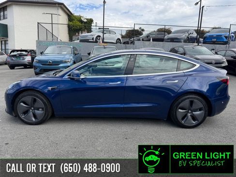 Used 2019 Tesla Model 3 Standard Range Plus RWD image 8