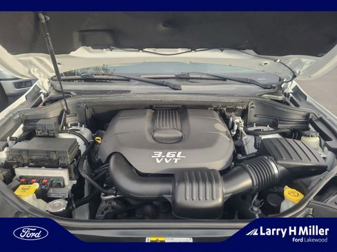 Used 2013 Jeep Grand Cherokee Limited w/ Trailer Tow Group image 21