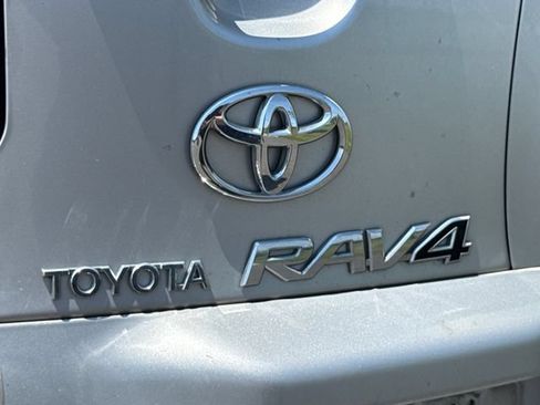 Used 2008 Toyota RAV4 4WD image 17