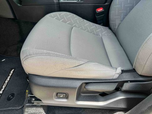 Used 2026 Toyota Tacoma SR5 RWD image 15