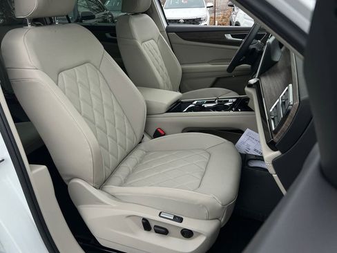 New 2026 Volkswagen Atlas SEL Premium R-Line image 10