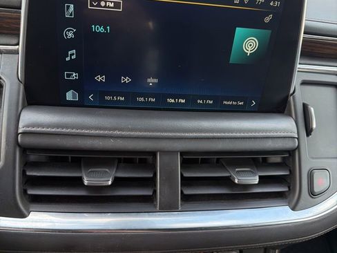 Used 2022 Chevrolet Tahoe High Country image 2