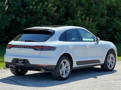 Certified 2021 Porsche Macan AWD/4WD image 6