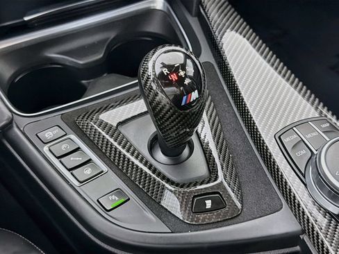 Used 2017 BMW M3 RWD image 17
