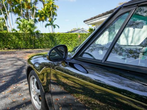 Used 1995 Porsche 911 Carrera image 70