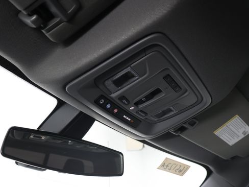 Used 2022 Chevrolet Silverado 1500 RST w/ Convenience Package II AWD/4WD image 12