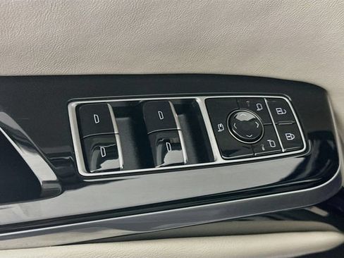 Used 2025 Cadillac Escalade ESV Sport w/ Touring Package AWD/4WD image 18