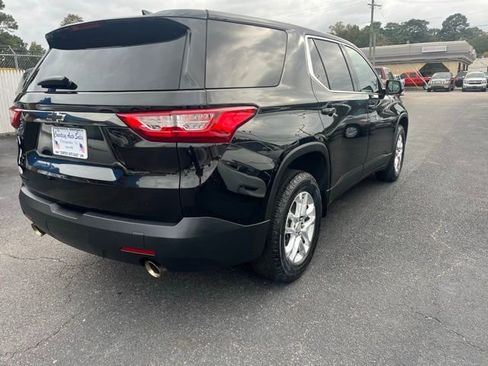 Used 2019 Chevrolet Traverse LS w/ LPO, Blackout Package image 6