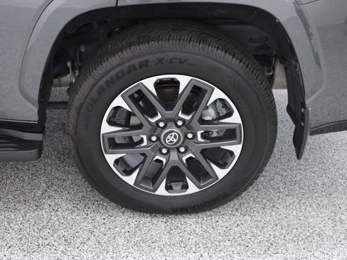 Used 2026 Toyota Sequoia Limited AWD/4WD image 10