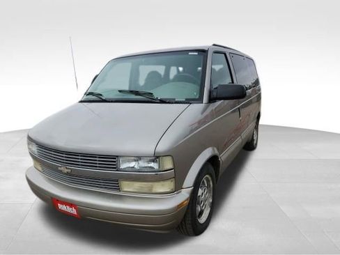Used 2003 Chevrolet Astro LS w/ LS Preferred Equipment Group image 3