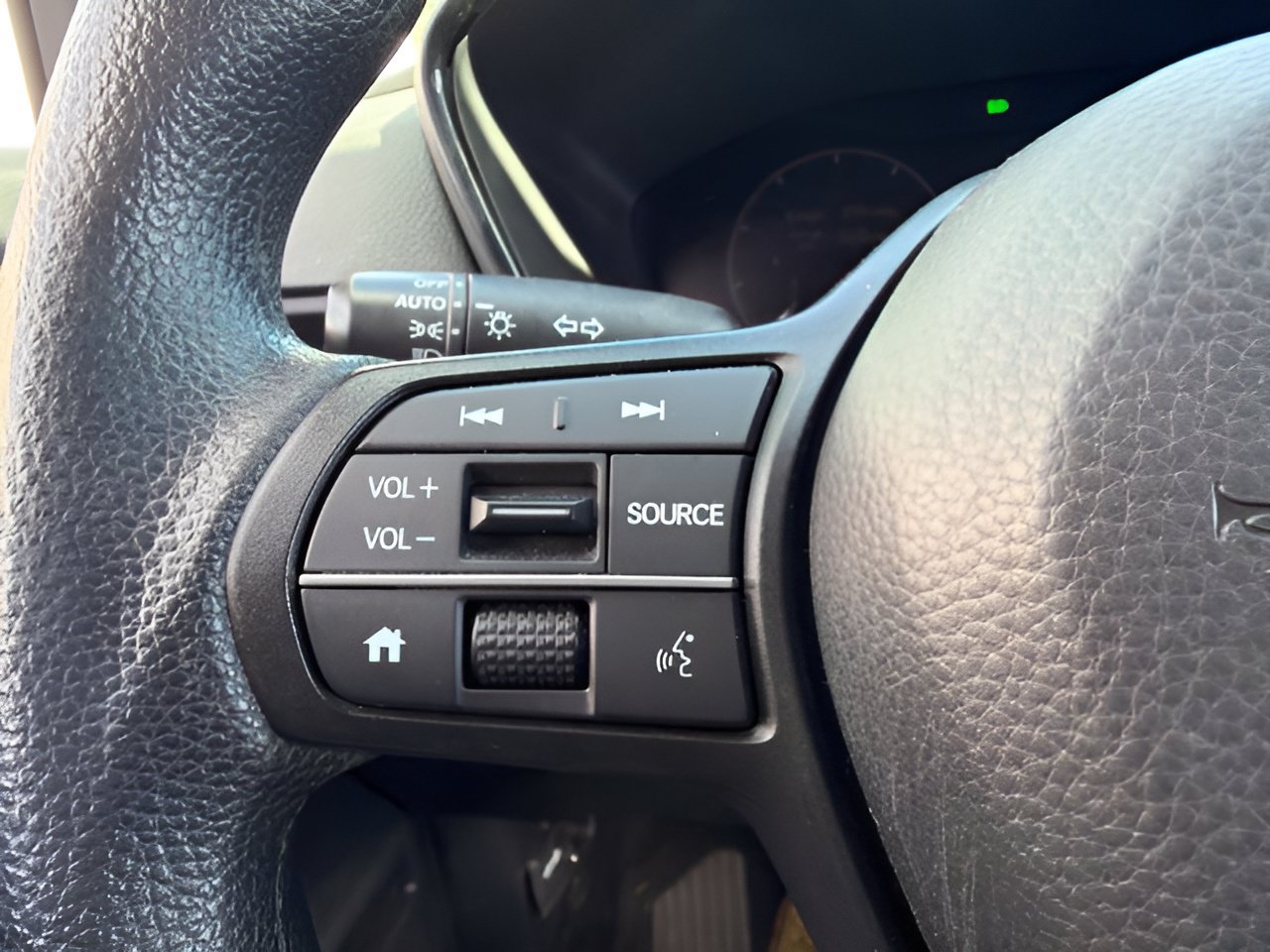 Used 2024 Honda CR-V EX image 19