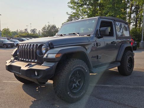 Used 2023 Jeep Wrangler Sport AWD/4WD image 3