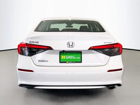 Used 2023 Honda Civic Sport image 8