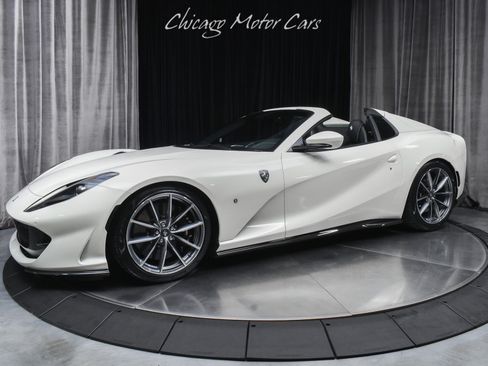 Used 2022 Ferrari 812 GTS RWD image 22