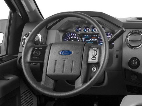 Used 2016 Ford F250 XLT w/ XLT Premium Package AWD/4WD image 6