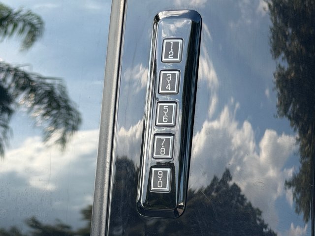 Used 2023 Ford F150 Limited AWD/4WD image 12