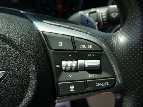 Used 2021 Genesis G70 2.0T RWD image 27