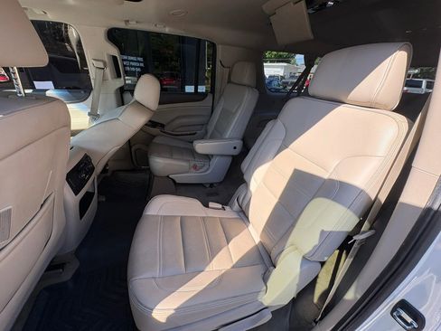 Used 2015 GMC Yukon XL Denali w/ Touring Package AWD/4WD image 15