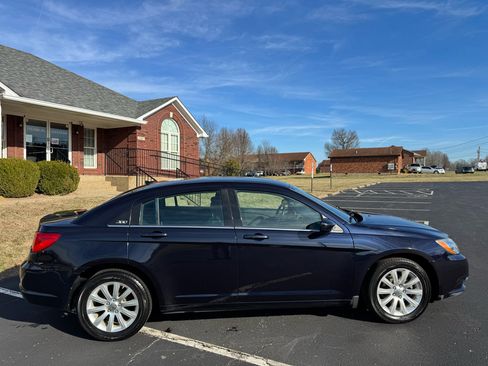 Used 2012 Chrysler 200 Touring w/ Cold Weather Group image 11
