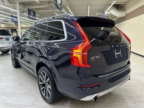 Used 2019 Volvo XC90 T5 Momentum w/ Protection Package Premier image 9