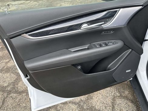 Used 2024 Cadillac XT5 Premium Luxury w/ LPO, Floor Liner Package image 18